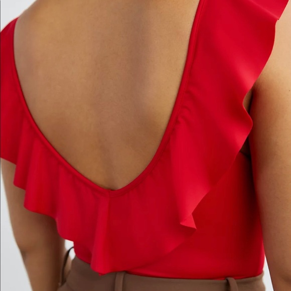 Neon green Aritzia bodysuit 💚 - Picture 8 of 9